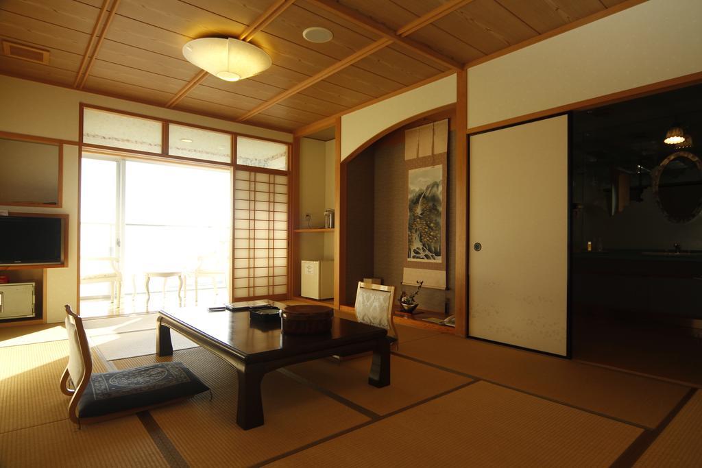Grand Hotel Yamamikan Minamichita Exterior foto